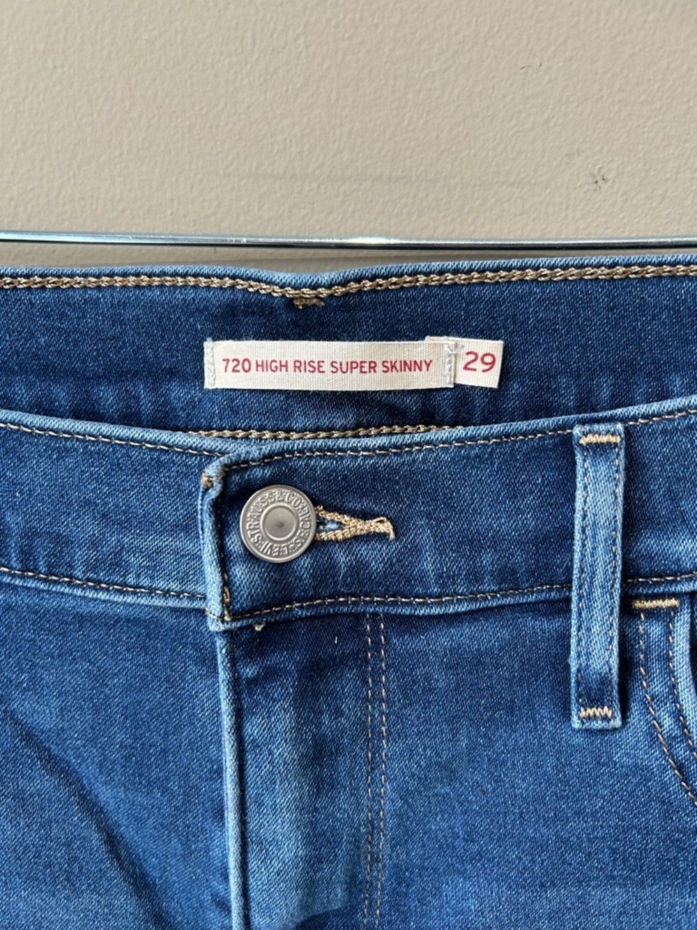 Levi 720 high rise super skinny - Picture 2 of 3